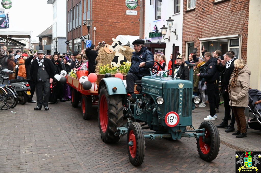 ../Images/Boerenbruiloft gemeentehuis 2023 009.jpg